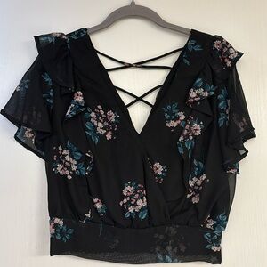 Ruffle short sleeve blouse